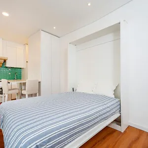 Apartment 7ti7 Telhal With A Lovely Backyard, Lisbon