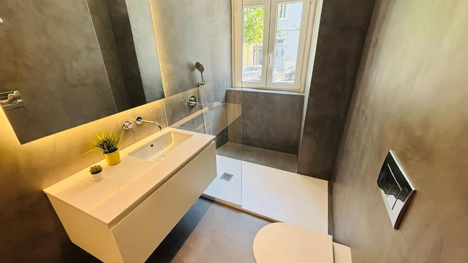 The Luciano House - Confortable & Central Apartments Lisboa 0*,